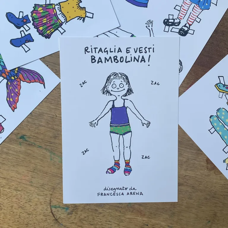 Ritaglia e Vesti Bambolina