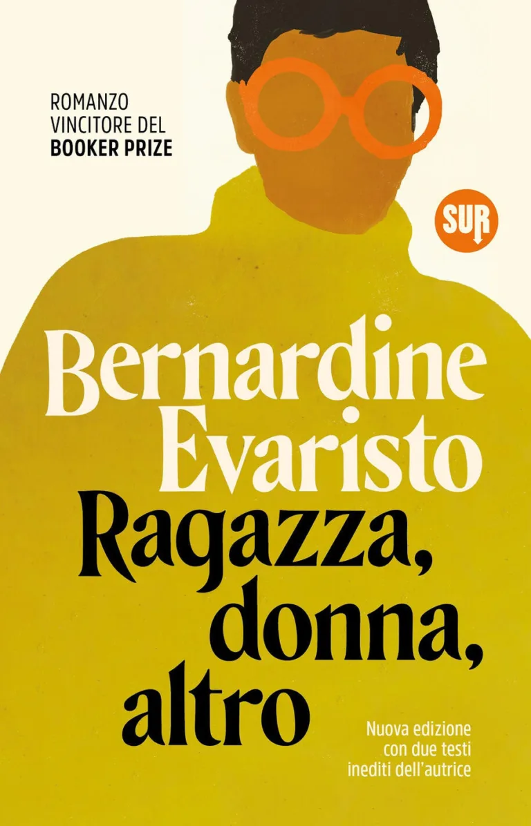 Ragazza, donna, altro.