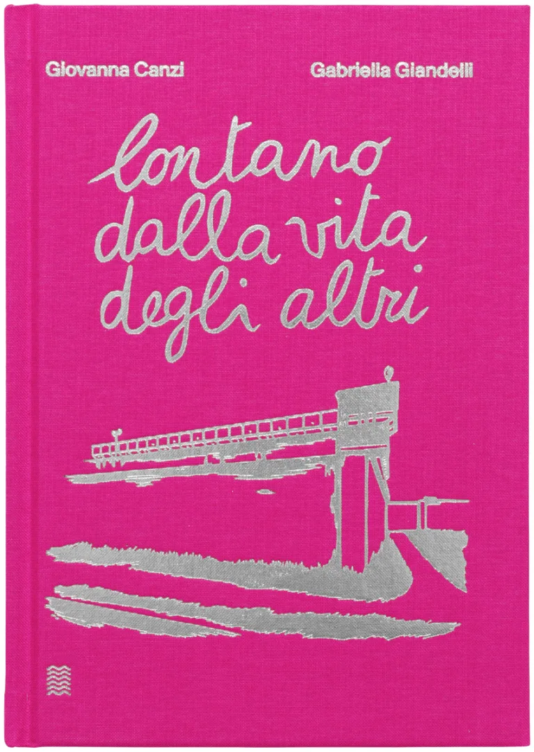 Lontano dalla vita degli altri